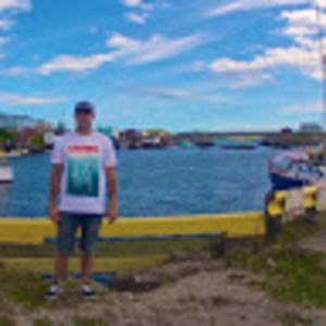 Meet your Posher, Chris